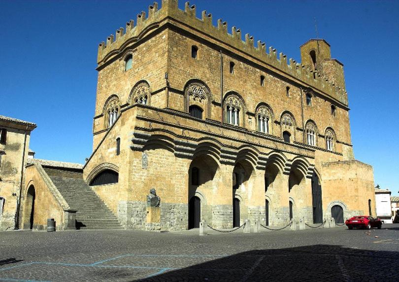 Porta Vivaria Orvieto- Private Parking Hotel Exterior foto